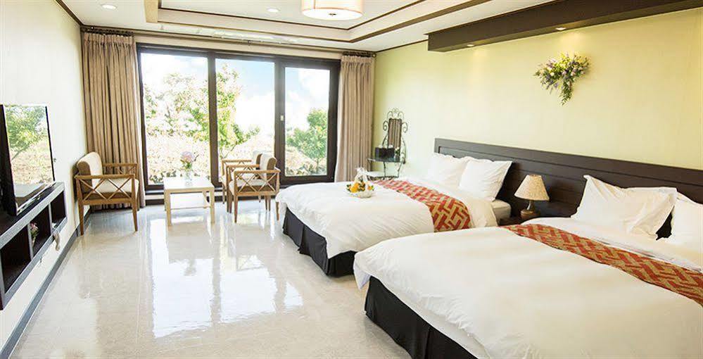Famille Spa Resort Seogwipo Extérieur photo